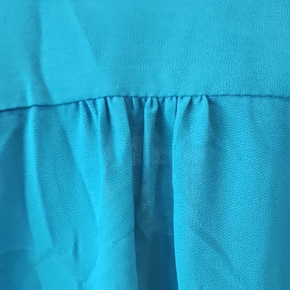 H&M Turquiose Button Up Pin Tucked Flutter Sleeve Blouse - Picture 6 of 10